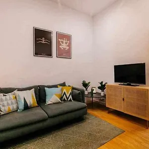  Apartamento Cozy Y España