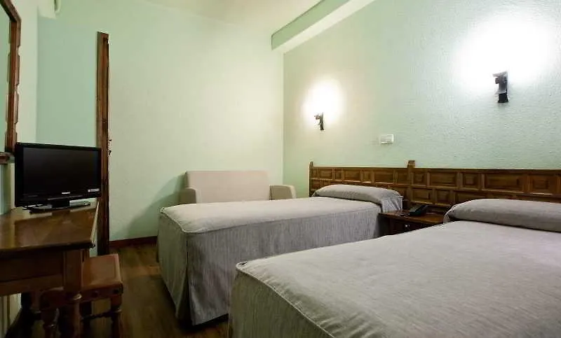 Hotel Lyon Barcelona 0*,
